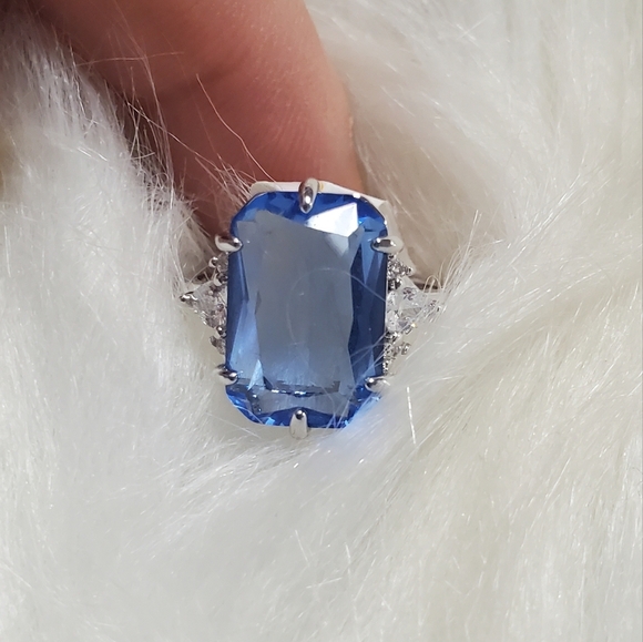 Blue quartz ring - Picture 2 of 2